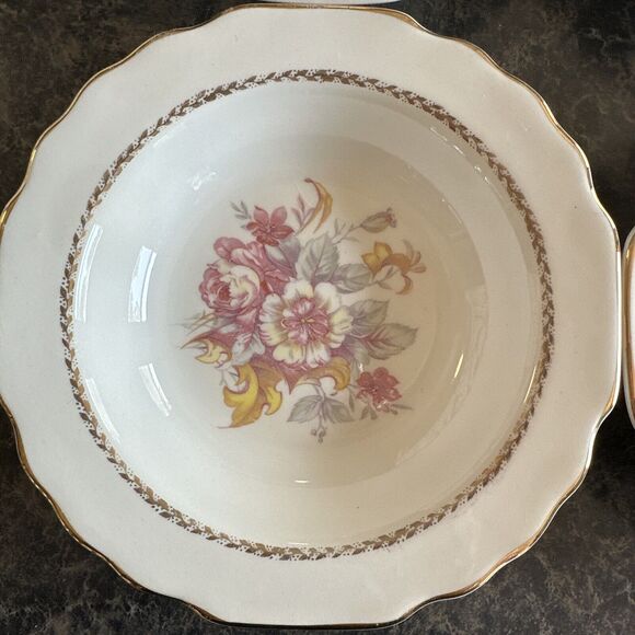 Set Of 4 W.S. George LIDO Berry Dessert Bowl USA 298A Pink Yellow Gold - Picture 4 of 10